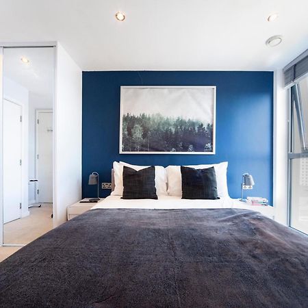Top Floor Apt - 2 Bed/2 Bath + Private Balcony 伦敦 外观 照片