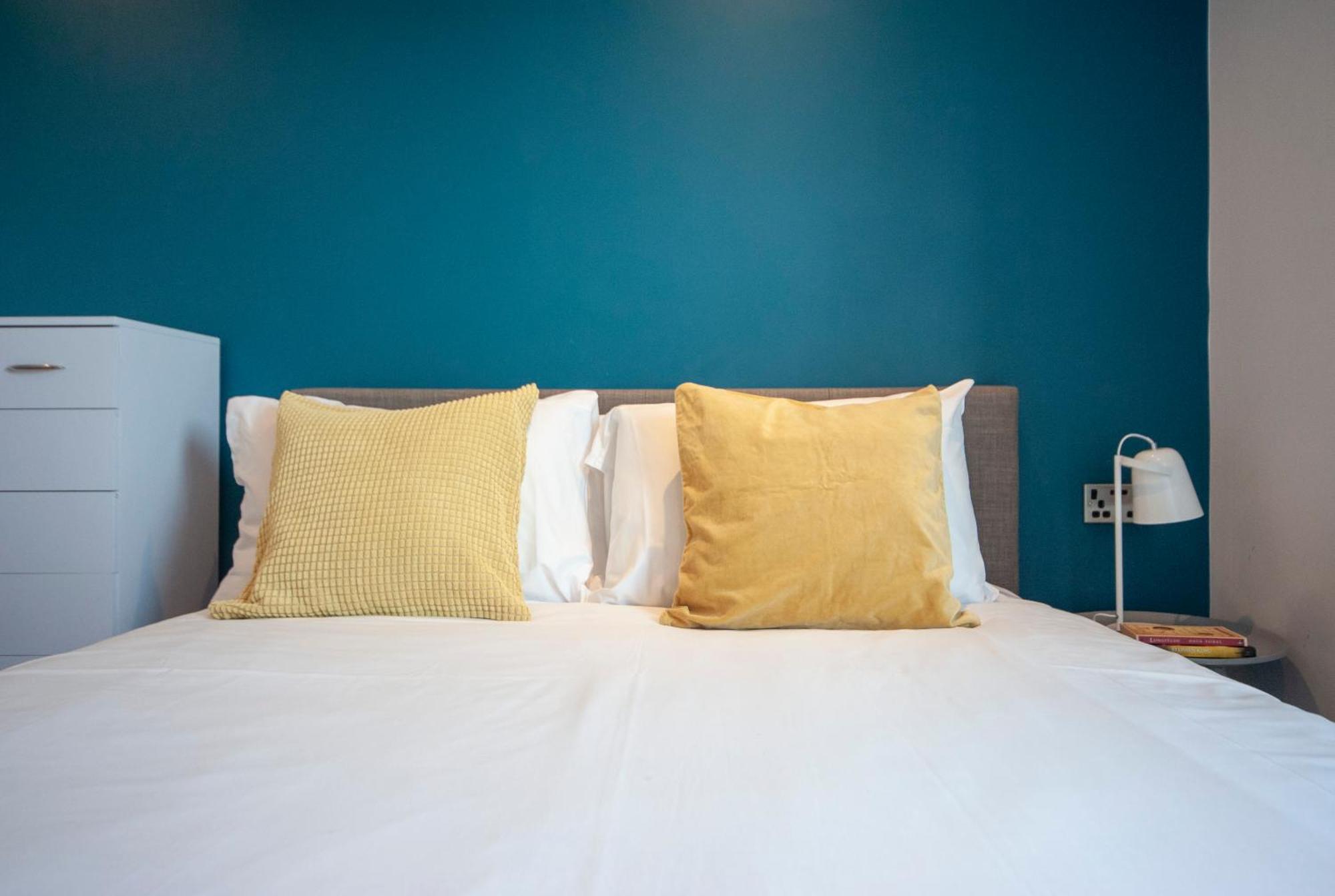 Top Floor Apt - 2 Bed/2 Bath + Private Balcony 伦敦 外观 照片